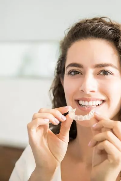 gouttière alignement Sparc©, Invisalign© orthodontie Pornic